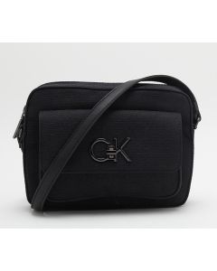 CK torebka K60K609685 BAX czarny